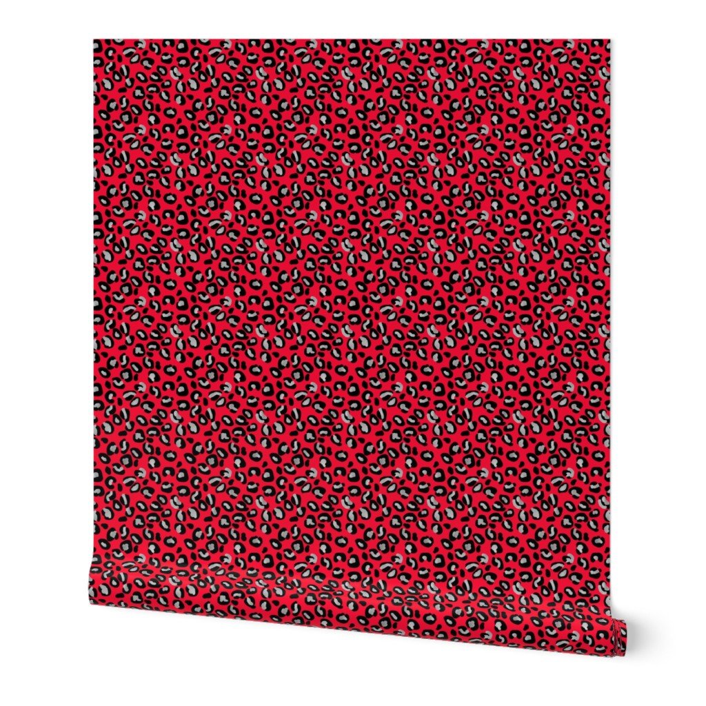 Mini Leopard Spots in Silver and Red Wallpaper Mini Leopard Spots in Silver and Red Wallpaper