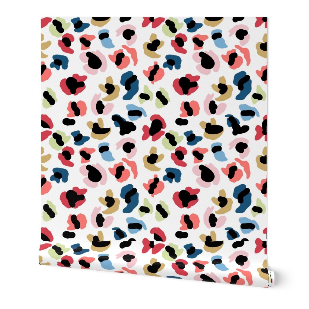 Multi-Colored Jumbo Leopard Splodges on Black Wallpaper Multi-Colored Jumbo Leopard Splodges on Black Wallpaper