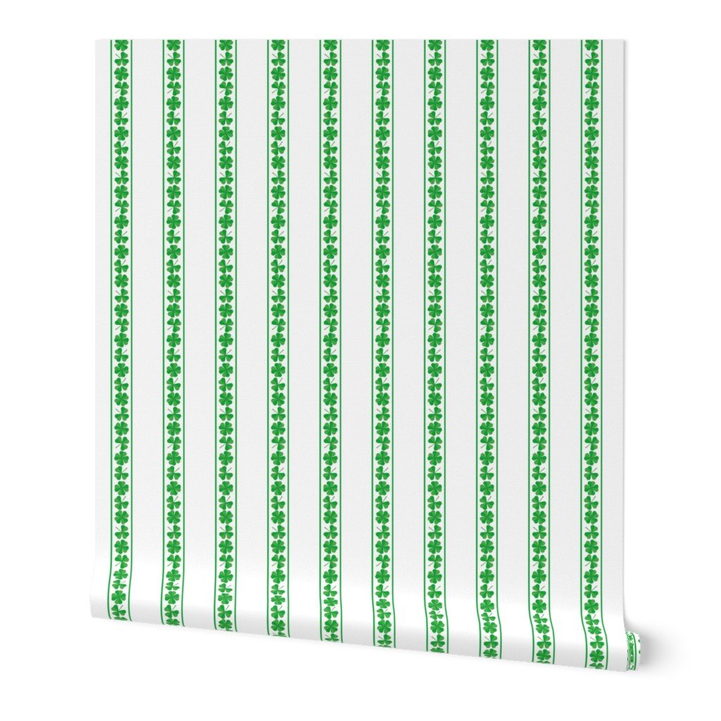 Single Striped St. Patricks 3 and 4-Leafed Shamrocks in Kelly Green on White Wallpaper Single Striped St. Patricks 3 and 4-Leafed Shamrocks in Kelly Green on White Wallpaper