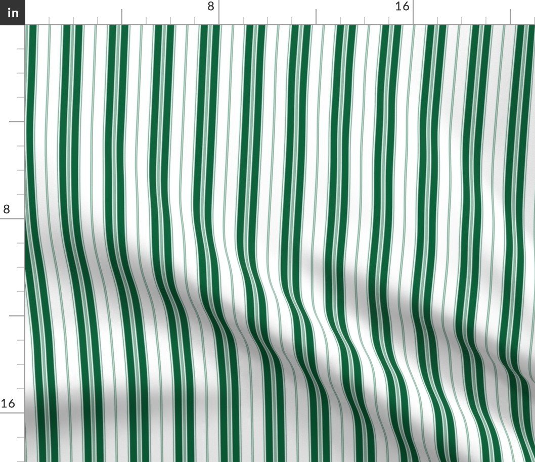 Abundant Green and White Autumn Winter 2022 2023 Color Trend Mattress Ticking Fabric Abundant Green and White Autumn Winter 2022 2023 Color Trend Mattress Ticking Fabric
