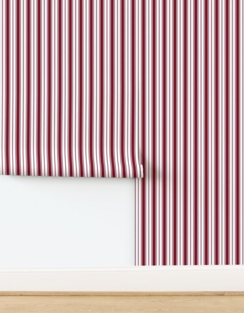 Burgundy Ticking Stripe Design de Bordeaux Wallpaper