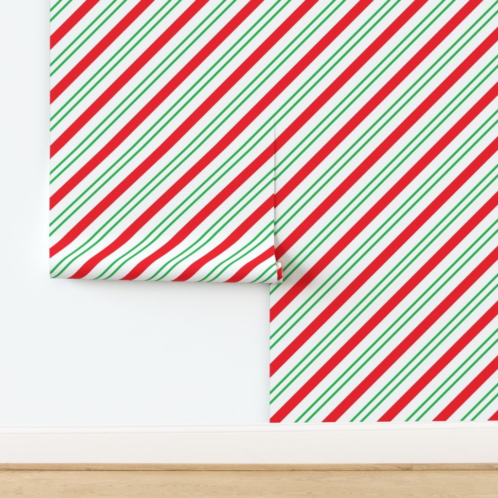 Large Classic Red Green Diagonal Christmas Candy Stripes Wallpaper design