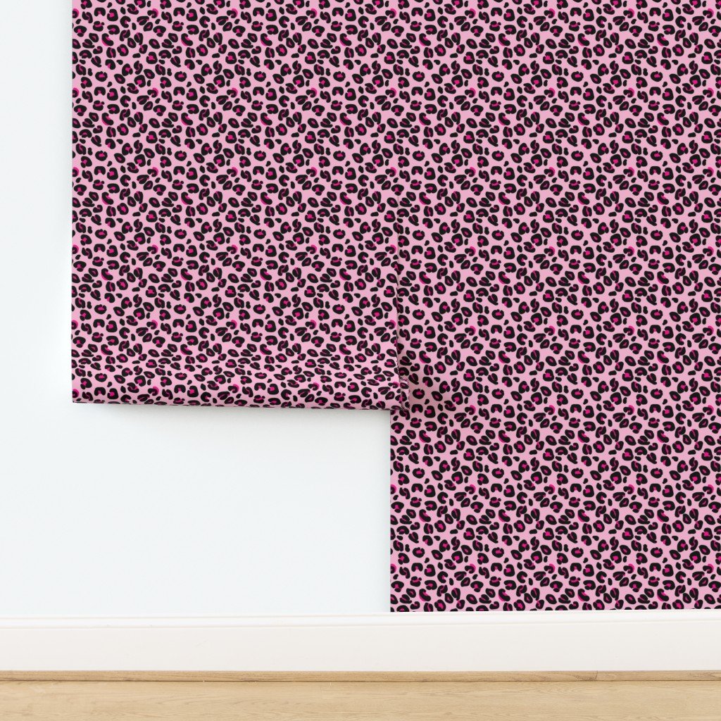 Leopard Spots Pink Wallpaper design