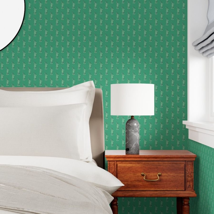 Mini Lady Liberty Statues Repeat in Beguiling Green Wallpaper statue of liberty wallpaper