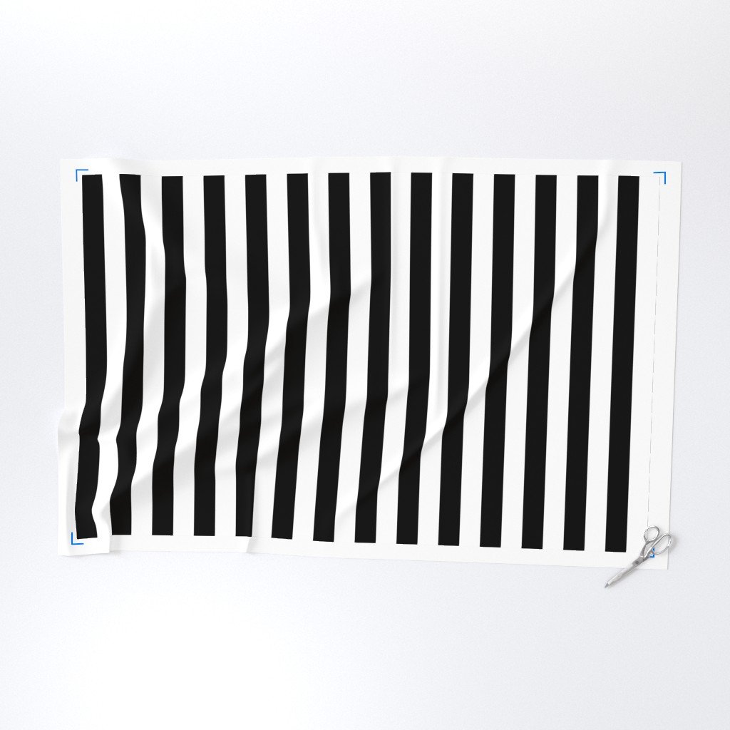 Licorice Black and White 2