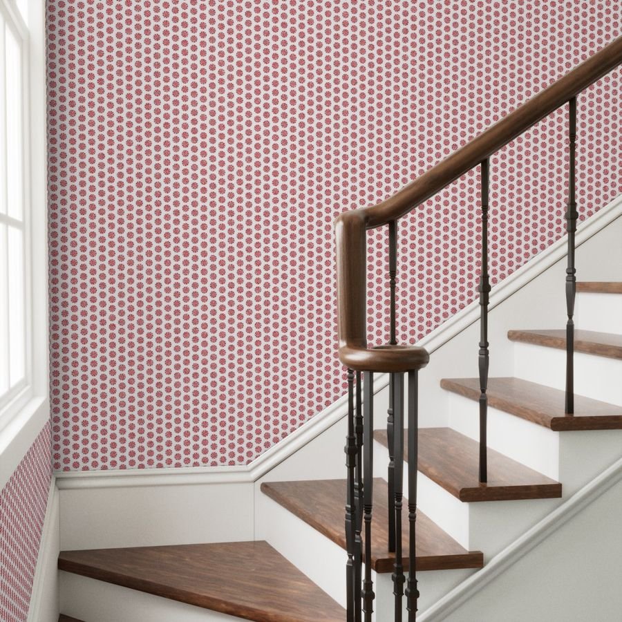 Red and White Peppermint Christmas Candy Swirls on White Wallpaper christmas peppermint wallpaper