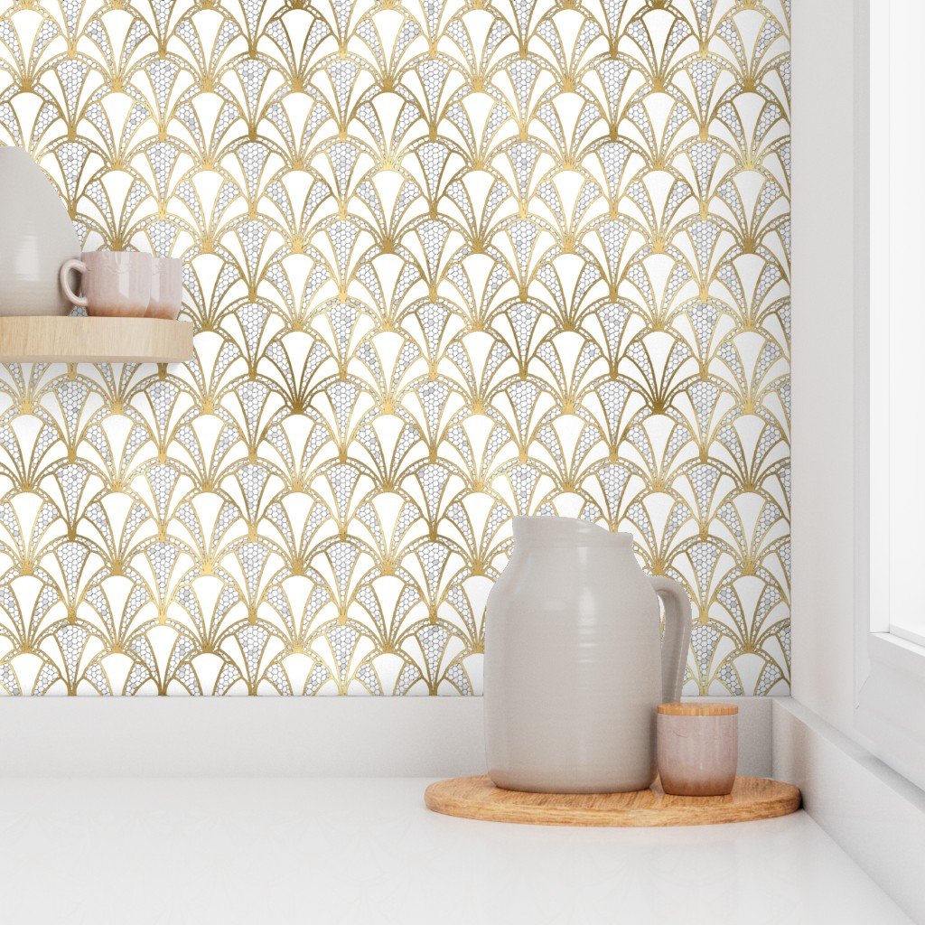 Crackled Cream Scallop Shells in Off White with Gold Art Deco Vintage Wallpaper cracked pattern wallpaper